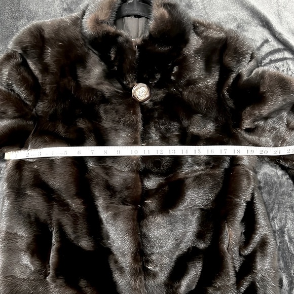 Genuine mink cropped jacket - Picture 14 of 14